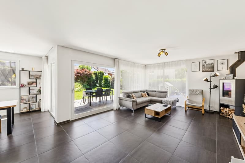 Magnifique appartement de 4.5 pièces avec terrasse et jardin à vendre à Rossens (6)
