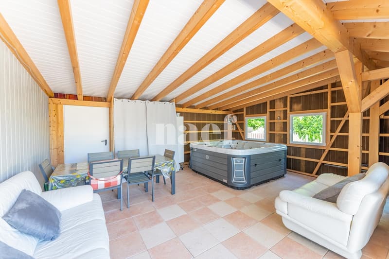 Lumineuse villa familiale de 5.5 pièces avec studio indépendant et spa (12)