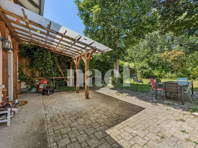 Maison jumelée de 6.5 pièces avec jardin à vendre à Sorens (4)