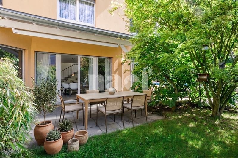 Maison de 6.5 pièces avec jardin et piscine à vendre à Avenches (1)