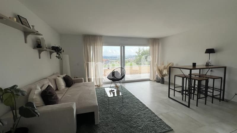 Spacieux appartement de 2,5 pièces au rez à Bussy (2)