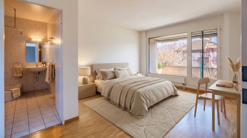 Chambre parentale avec balcon et sa salle de douche en suite