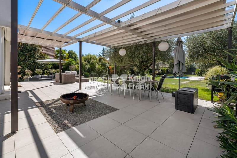 Villa contemporaine en campagne genevoise (9)
