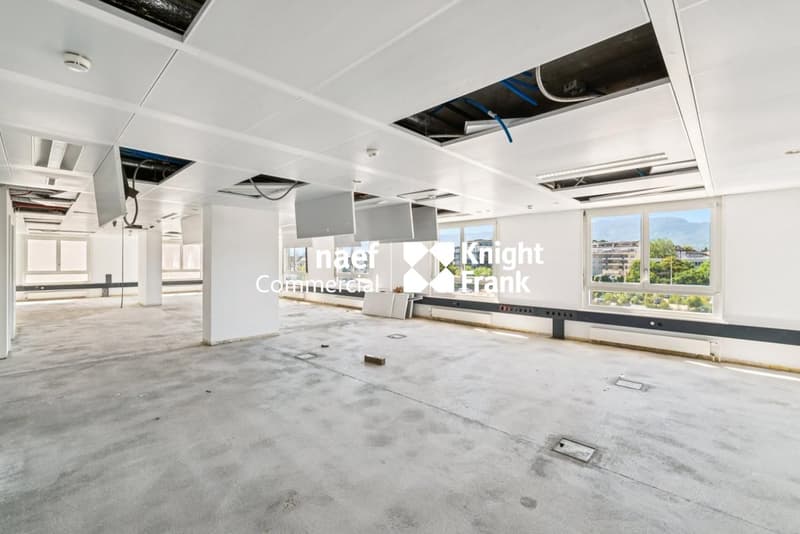 Bureaux à louer au centre ville,à deux pas de la gare (3)
