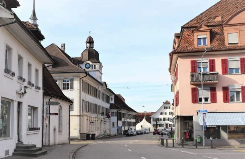 Rentables Wohn- und Geschäftshaus mitten im Dorfkern von Balsthal (13)