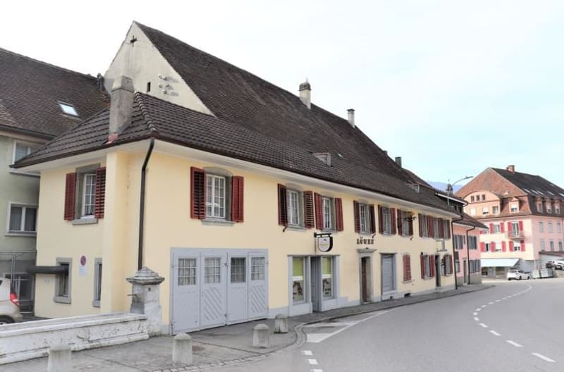 Rentables Wohn- und Geschäftshaus mitten im Dorfkern von Balsthal (2)
