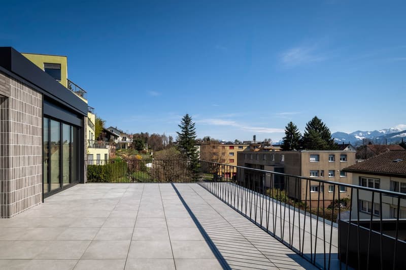 Exklusive und hochwertige 4.5-Zimmer-Terrassenwohnung - Ihr Traumdomizil mit Teilseesicht in Uerikon (19)