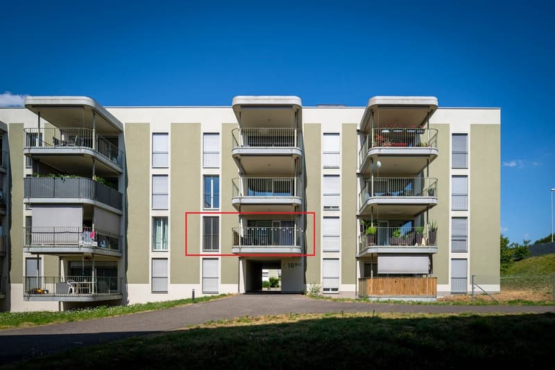 Grosszügige 3.5-Zimmer- Eigentumswohnung an guter und kinderfreundlicher Lage in Sursee (1)