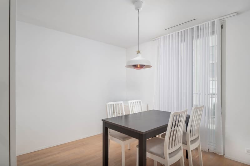 Grosszügige 3.5-Zimmer- Eigentumswohnung an guter und kinderfreundlicher Lage in Sursee (4)