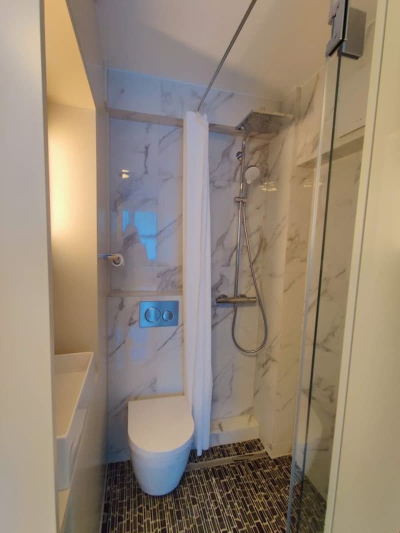Exklusives Studio mit Balkon (4)