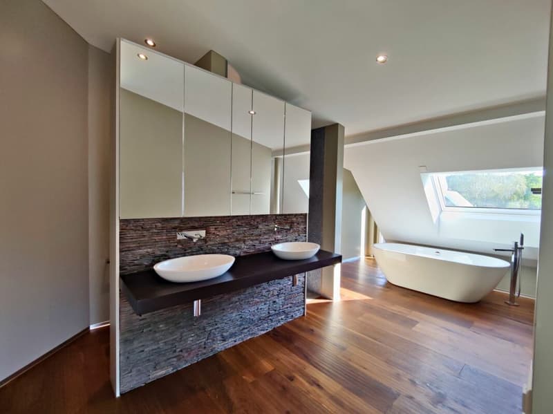 Luxus an bester Lage - exklusive Villa (2)