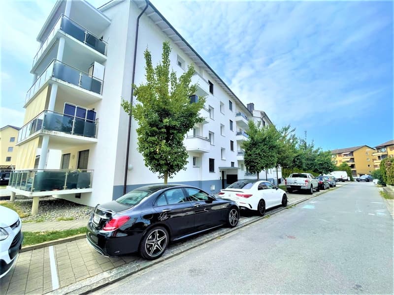 Moderne 2.5 Zimmer Wohnung mit Waschmaschine/ Tumbler neben Emmencenter (27)