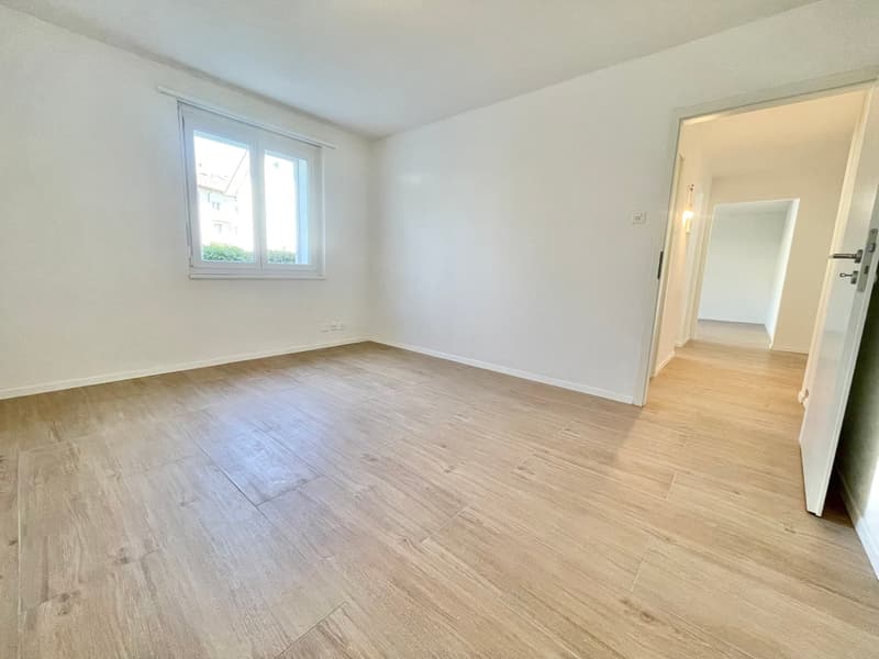 Moderne 2.5 Zimmer Wohnung mit Waschmaschine/ Tumbler neben Emmencenter (12)