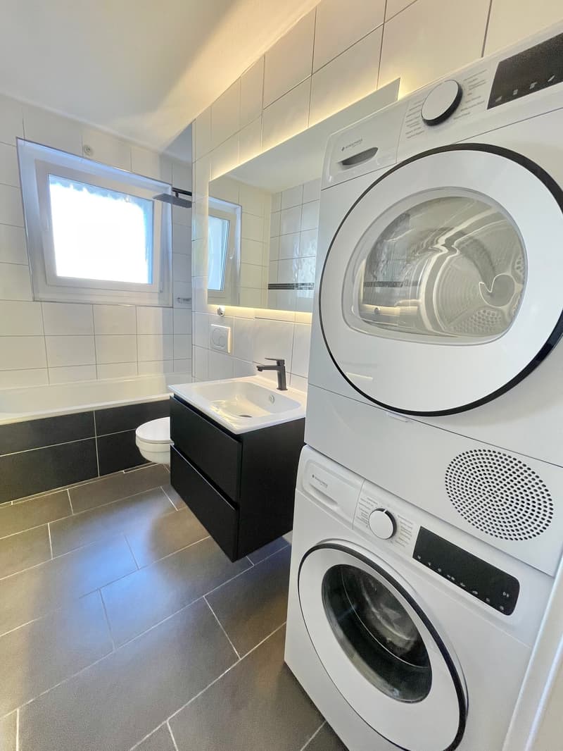 Moderne 2.5 Zimmer Wohnung mit Waschmaschine/ Tumbler neben Emmencenter (19)
