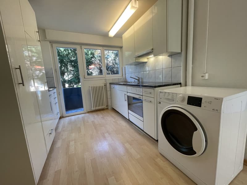 PREISWERTE 3.5 ZIMMER WOHNUNG INKL. WASCHMASCHINE/TUMBLER (1)