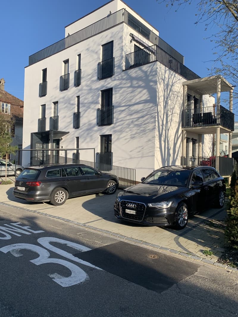 TOP moderne 3.5 Zimmer Wohnung zentral in Oftringen (10)