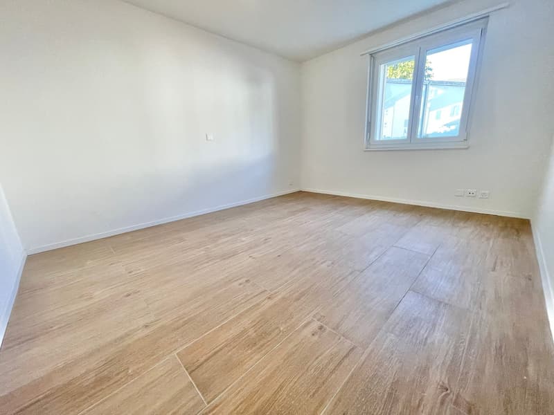 Moderne 2.5 Zimmer Wohnungen mit Waschmaschine/ Tumbler neben Emmencenter (11)