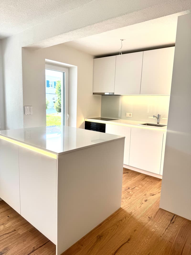 ERSTVERMIETUNG: Wunderschöne 2.5 Zimmer Wohnungen in Niedergösgen (6)