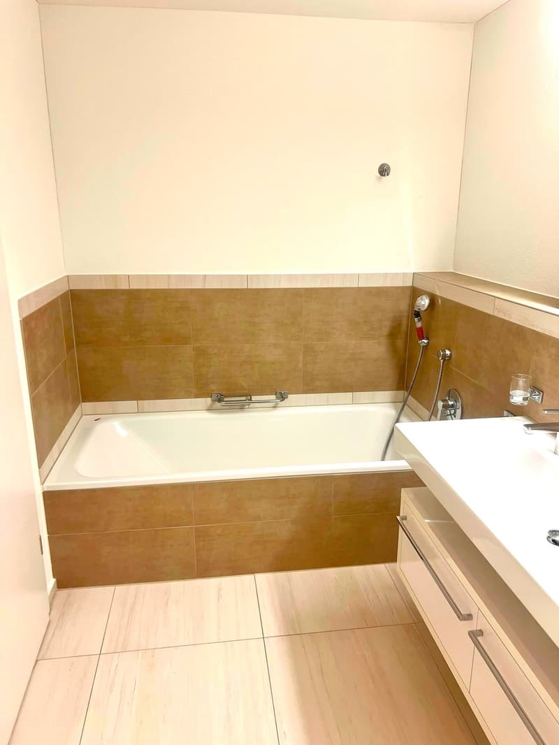 Grosse 2.5-Zimmer-Gartenwohnung in Schötz (10)