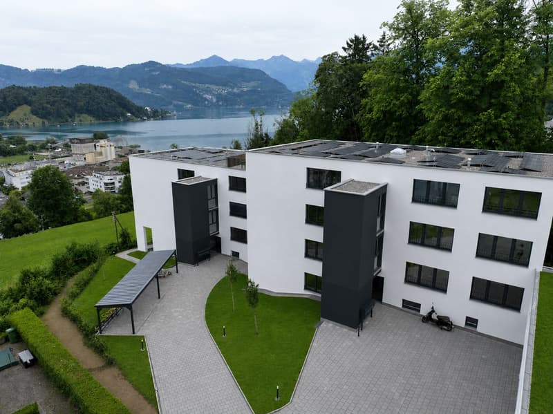 4.5-Zimmer Eigentumswohnung mit See-, Stadt- und Bergsicht! (11)