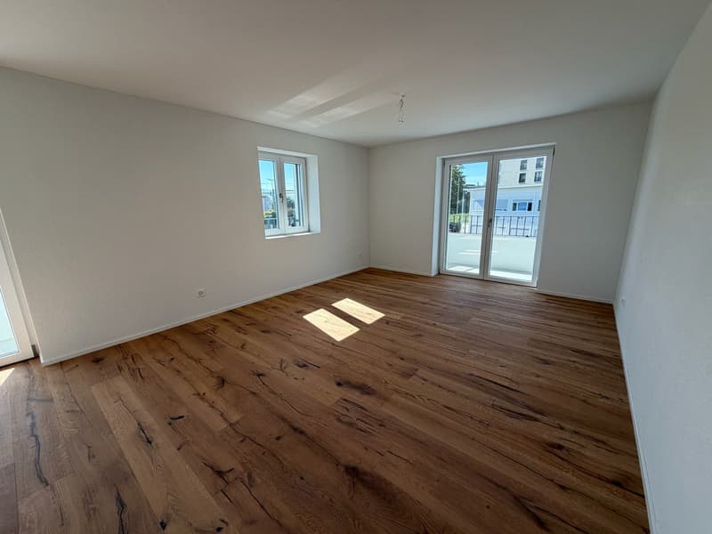 ERSTVERMIETUNG: Wunderschöne 3.5 Zimmerwohnung an toller Lage (4)