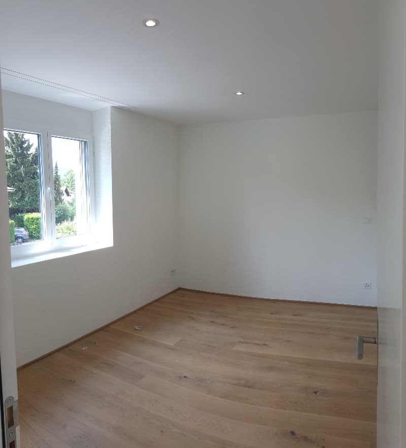 Top moderne 4.5 Zimmer Wohnung inkl. privatem Waschturm (6)