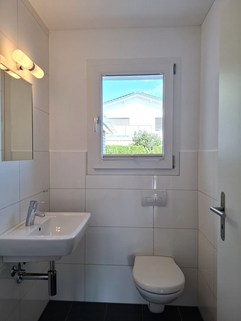 Gäste-WC mit Waschbereich