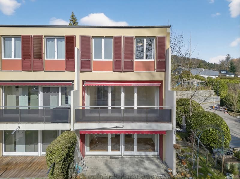Charmantes 5.5 Zimmer Reiheneckhaus mit Gestaltungspotenzial (3)