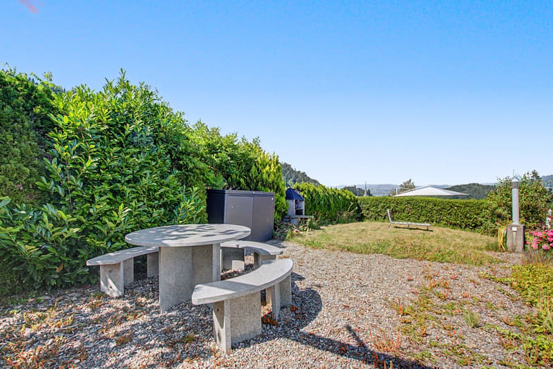 Privatsphäre & Panorama - aussergewöhnliche Maisonette in Meierskappel (7)