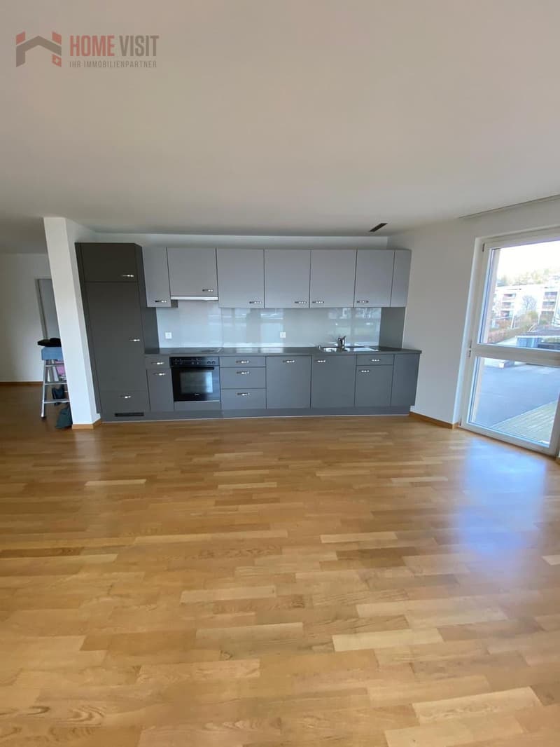 Modernes Wohnerlebnis in Dornach - stilvolles Apartment zur Miete (2)