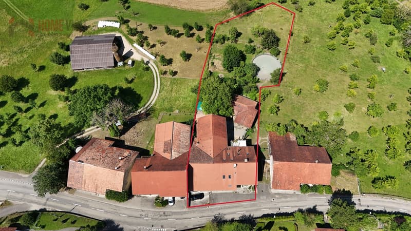 5.5-Zi.-Wohnung mit Pferdehaltungsmöglichkeit in Zweifamilienhaus (2)