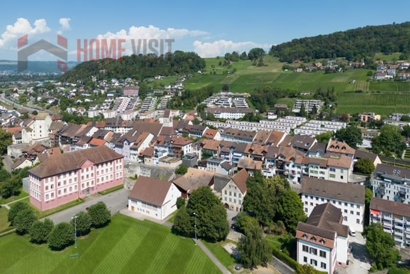 Charakterhaus mit 340 m² - Wohnen, Arbeiten, Leben (12)