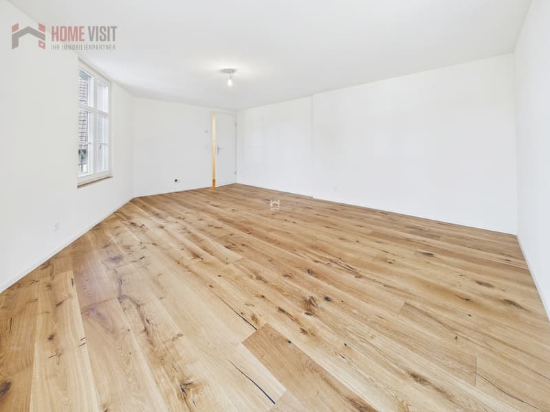 Schlafzimmer - grosszügiger Rückzugsort mit rund 22.6 m²