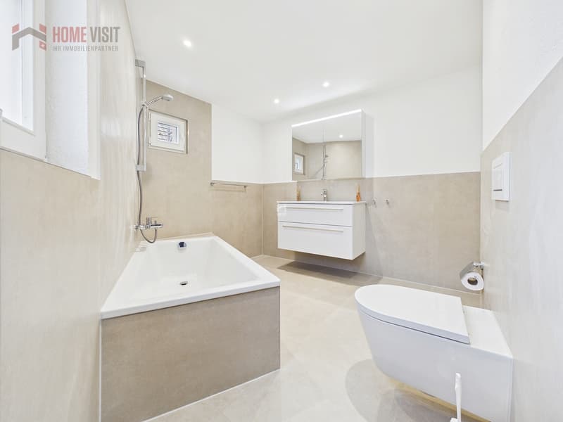 Badezimmer - grosszügig, modern und mit hochwertigen Materialien