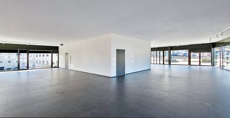 Deux étages incl. surface au rez-de-chaussée dans un emplacement prestigieux - 900 m² d'espace de bureau/commercial ! (3)