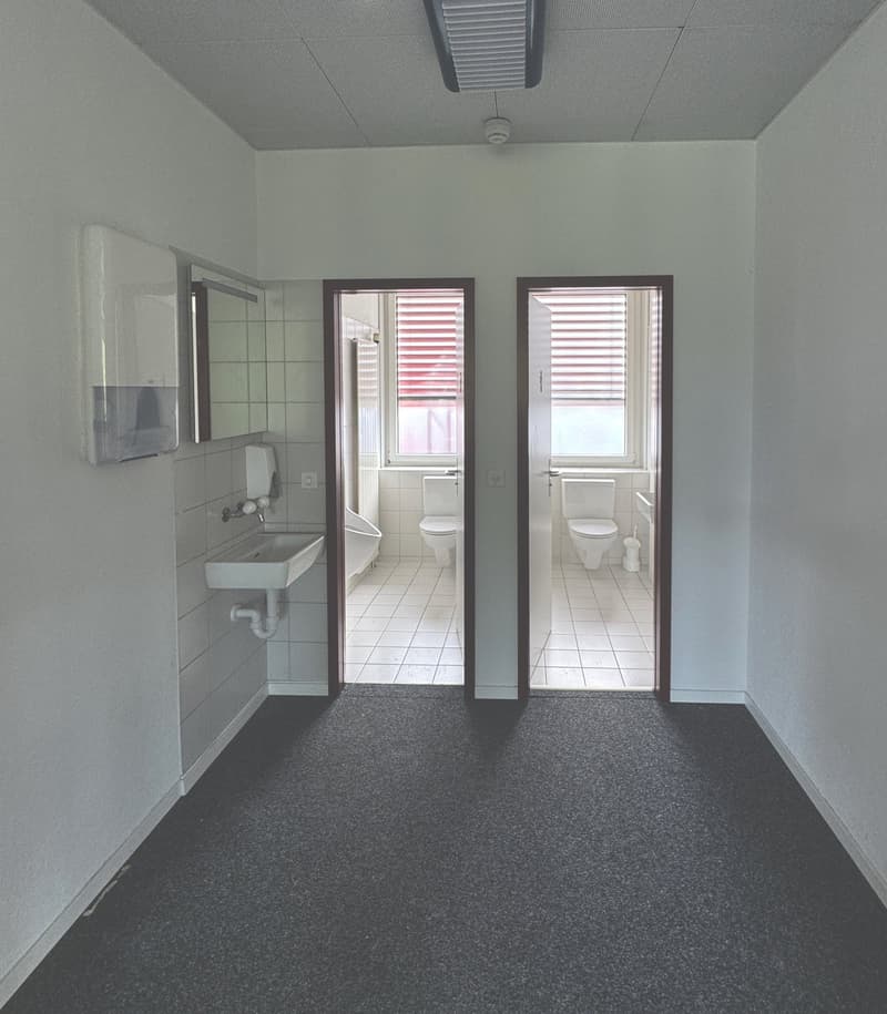 Preiswerte Bürofläche mit 318 m² – ideal für KMU oder Kombination mit Lager (6)