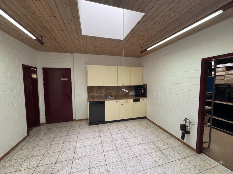 366 m² - Moderne Bürofläche – hell, flexibel & top angebunden in Münsingen (8)