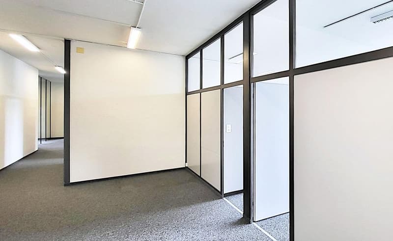 64 m² Bürofläche in Regensdorf! (2)