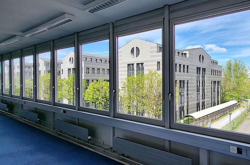 "Viel Open Space plus Sitzungszimmer!" (6)