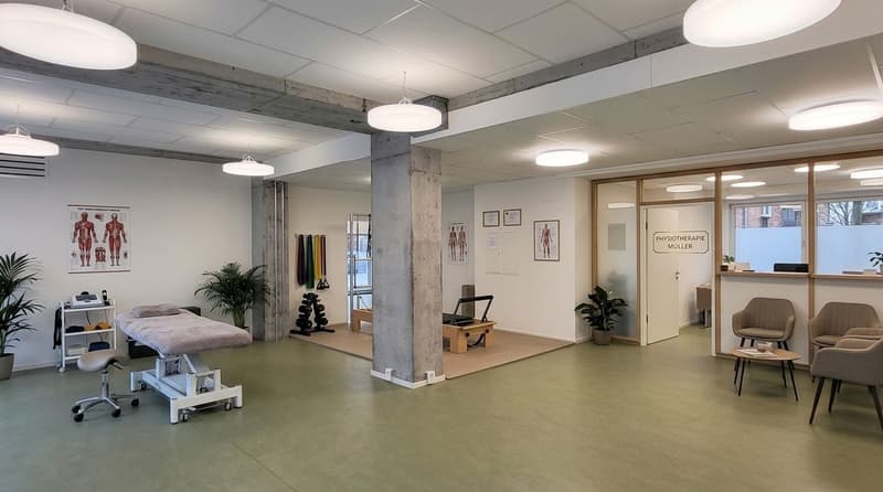 Repräsentative Gewerbefläche mit maximaler Sichtbarkeit im Herzen von Glarus! (9)