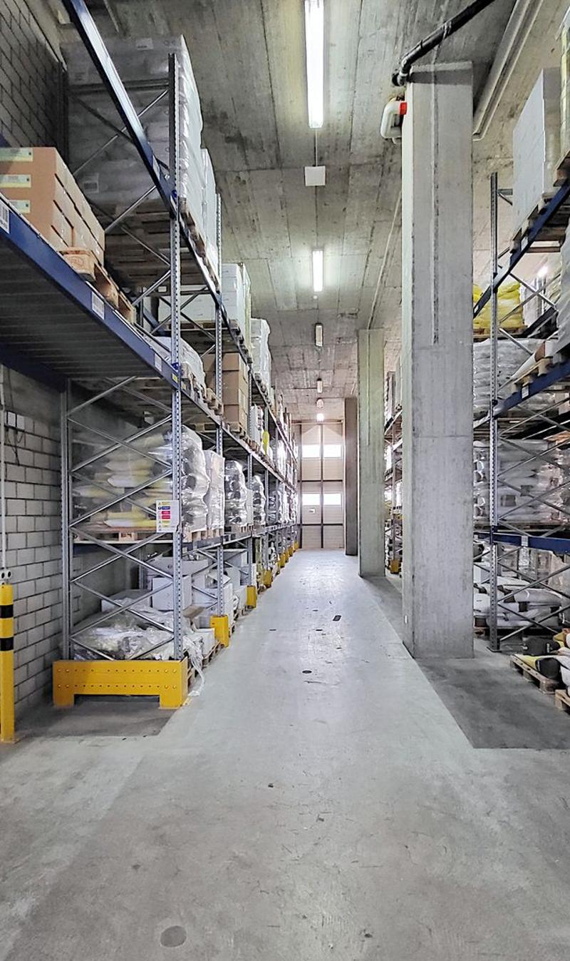 Lager-/Logistikflächen im EG (3)