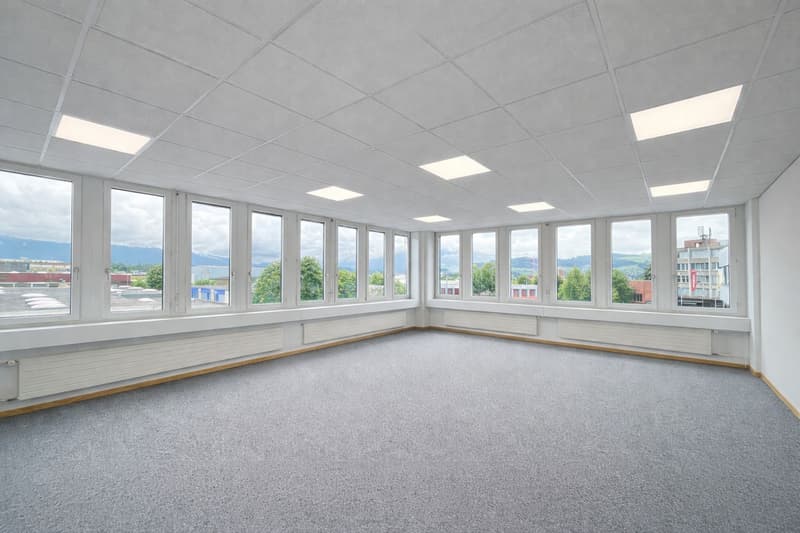 Vollausgebautes Eckbüro mit Teeküche! (3)
