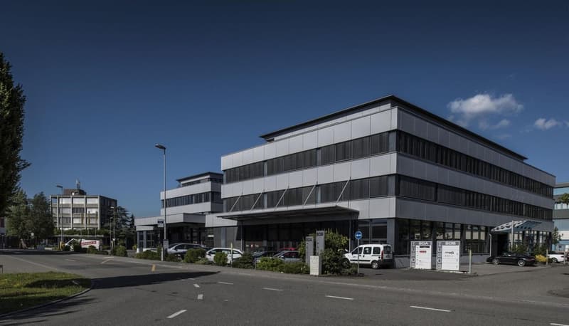 Vollausgebautes Eckbüro mit Teeküche! (6)