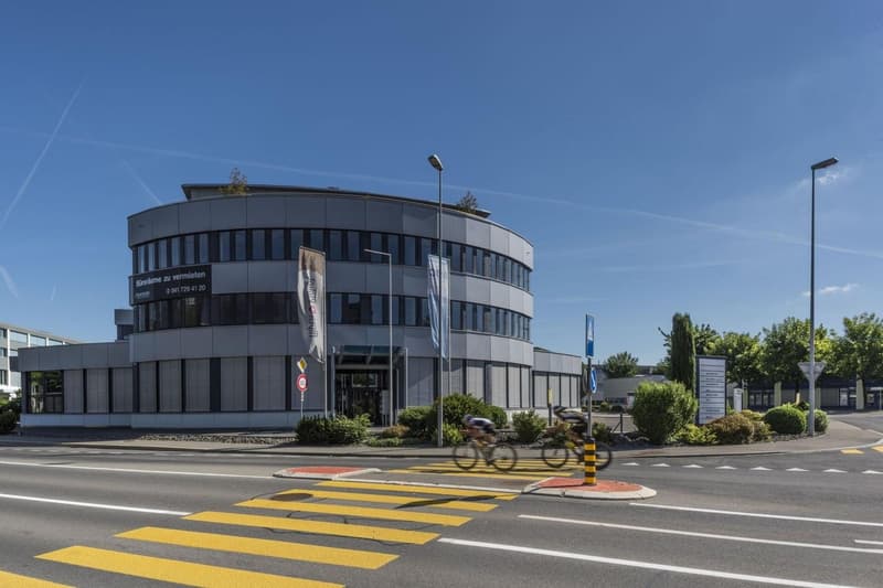 Vollausgebautes Eckbüro mit Teeküche! (7)