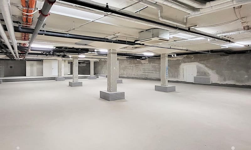 "400 m2 Verkaufsfläche im UG mit Frequenzbringer im EG!" (10)
