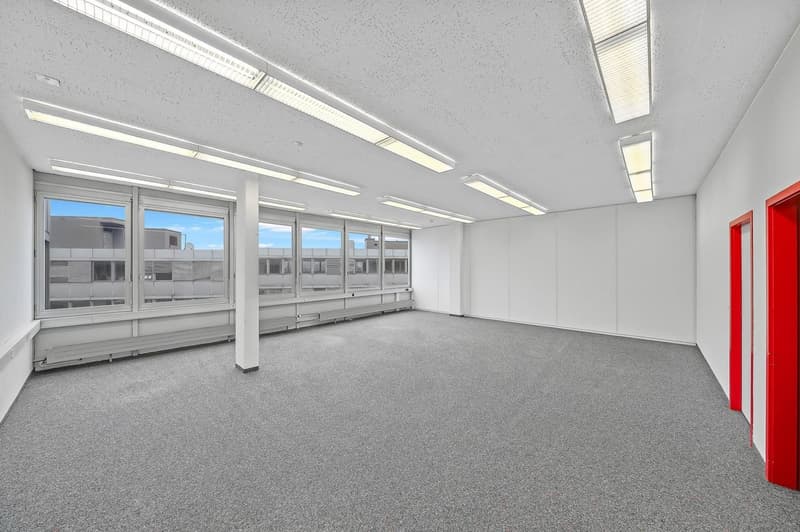 "Schicke Bürofläche hoch über Glattbrugg!" (9)