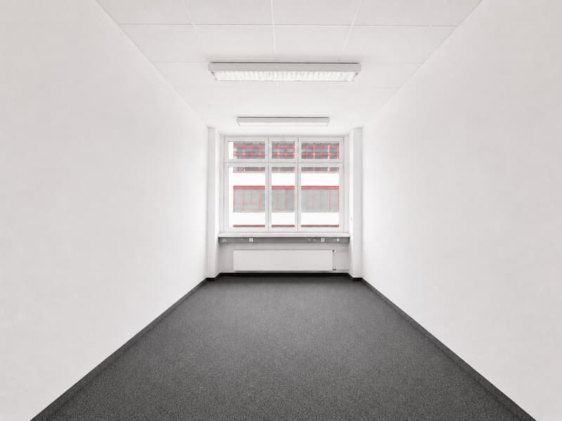 125 m² Bürofläche mit 4 Büroräumen in Regensdorf! (7)