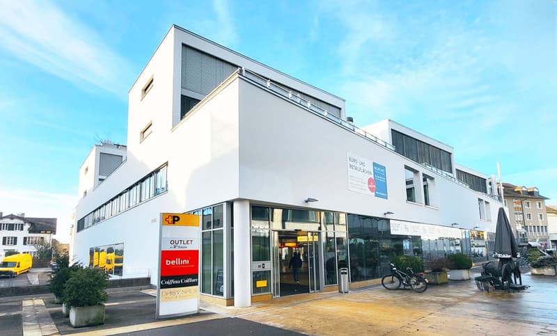 "Einziehen und loslegen! Moderne Bürofläche im Zentrum von Brugg!" (6)