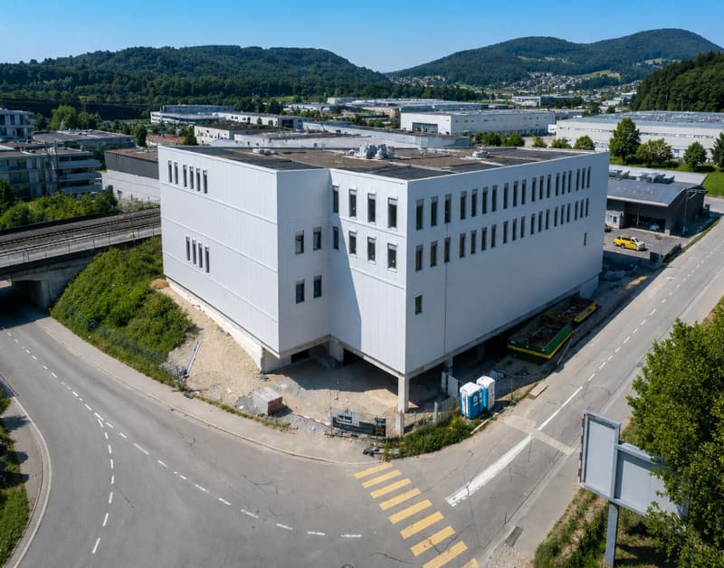 Spannende Gewerbeflächen für unterschiedlichste Nutzungen wie Fitness, Kampfsportzentrum etc. (1)
