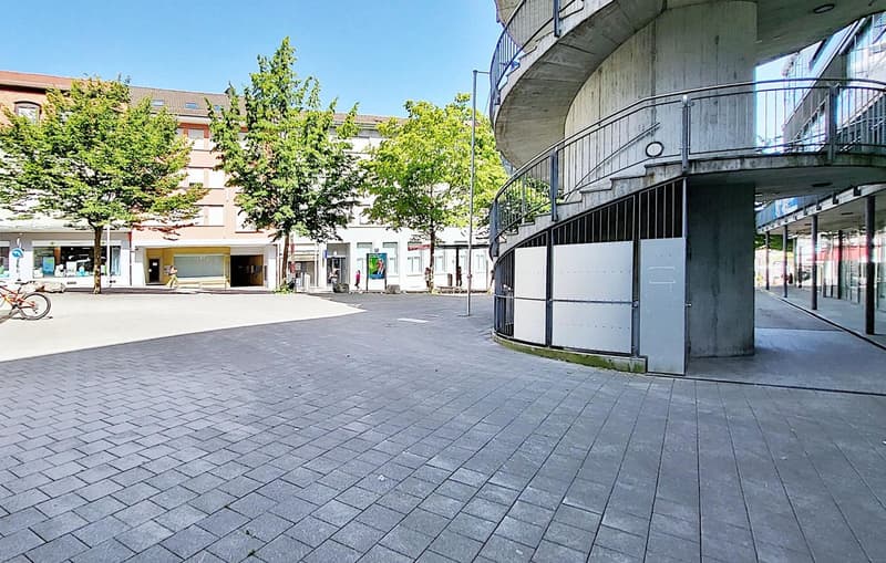 "Spannende Gelegenheit im Zentrum von Grenchen!" (8)